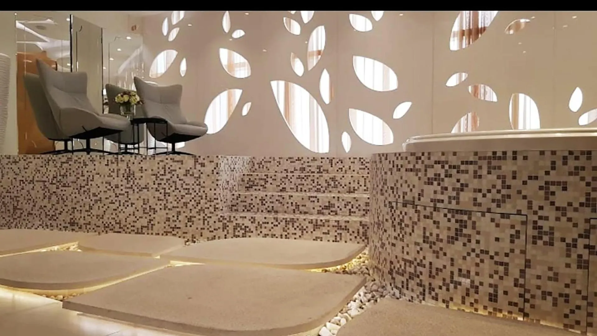 Luxurious Escape Meets Fendi Design In Iconic Building On Top Location In Dubai Marina Apartment